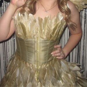 Golden snitch costume